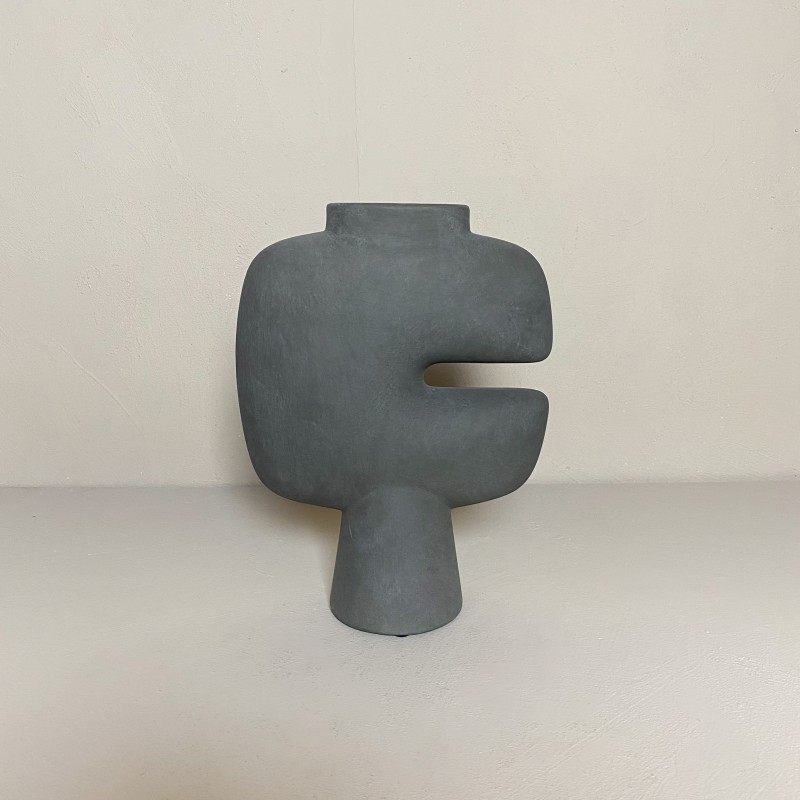 Vase TRIBAL medio, dark grey - 30x22,5xEp9cm